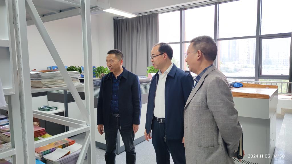 bevictor伟德党委副书记、纪委书记帅胤到公司调研指导工作